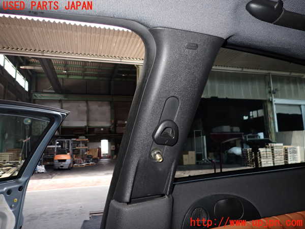 2UPJ-30717675]アルファロメオ・147 GTA(937AXL)右リアピラートリム 中古_m0002.jpg