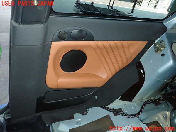 2UPJ-30717675]アルファロメオ・147 GTA(937AXL)右リアピラートリム 中古_m0003.jpg