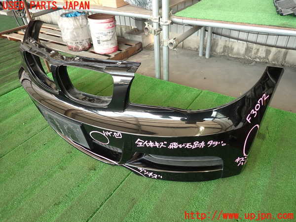 2UPJ-30721010]BMW 135i クーペ(UC35)フロントバンパー 中古 (E82)_m0001.jpg