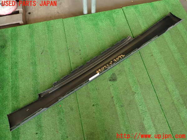 2UPJ-30721390]BMW 135i クーペ(UC35)右サイドステップ 中古 (E82)_m0005.jpg