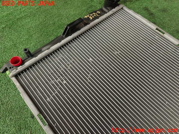 2UPJ-30722321]BMW 135i クーペ(UC35)ラジエーター1 中古 (E82)_m0004.jpg