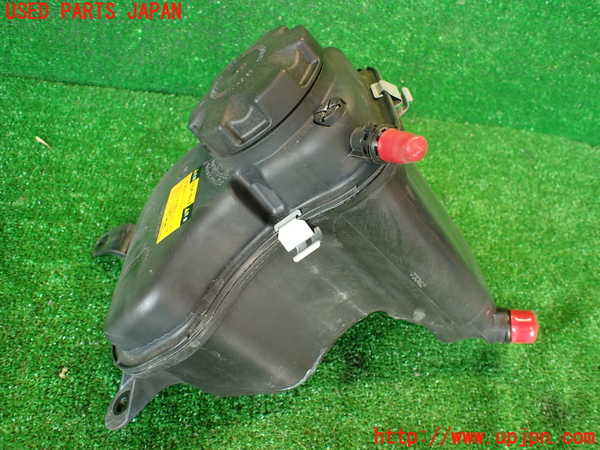 2UPJ-30722410]BMW 135i クーペ(UC35)ラジエータータンク 中古 (E82)_m0001.jpg