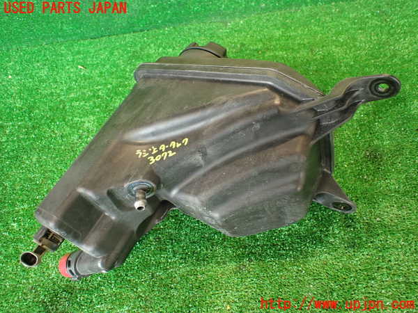 2UPJ-30722410]BMW 135i クーペ(UC35)ラジエータータンク 中古 (E82)_m0002.jpg