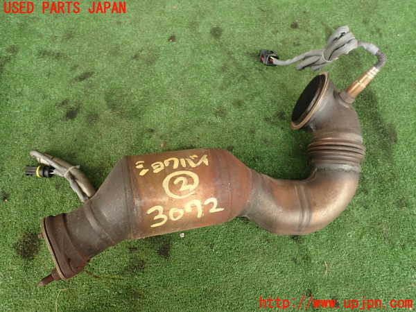 2UPJ-30722662]BMW 135i クーペ(UC35)触媒2 中古 (E82)_m0001.jpg