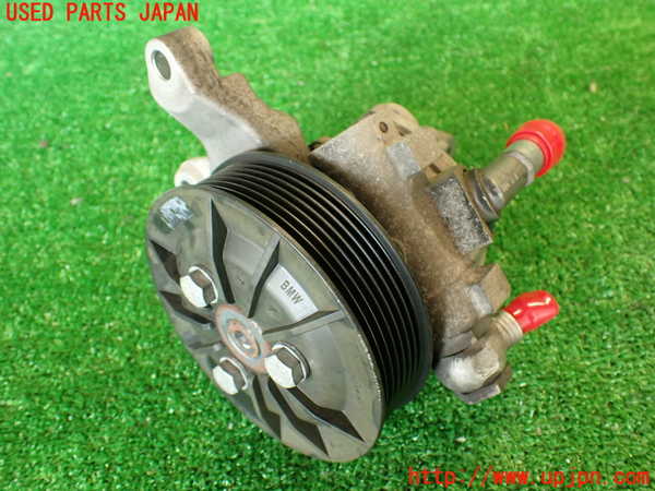 2UPJ-30724250]BMW 135i クーペ(UC35)パワステポンプ 中古 (E82)_m0001.jpg