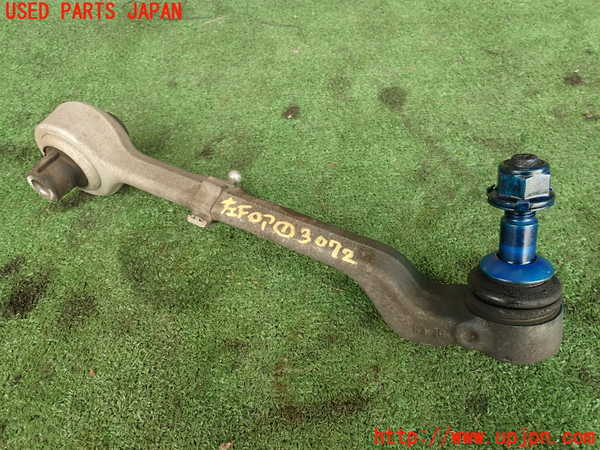 2UPJ-30725186]BMW 135i クーペ(UC35)左フロントロアアーム1 中古 (E82)_m0001.jpg