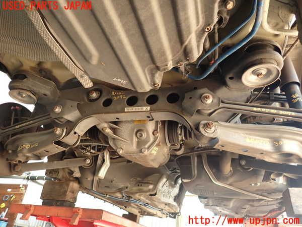 2UPJ-30725295]BMW 135i クーペ(UC35)リアメンバー 中古 (E82)_m0001.jpg