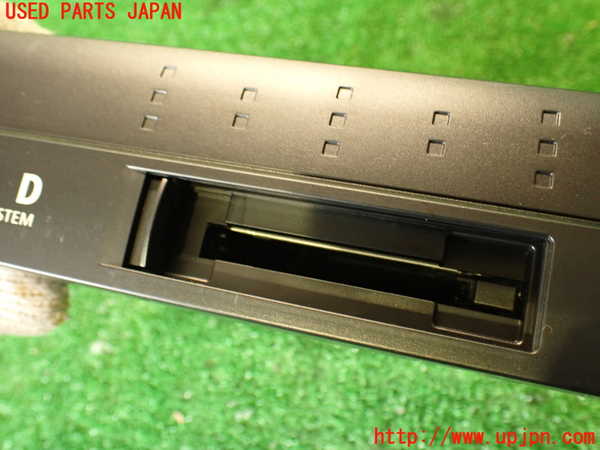 2UPJ-30726589]BMW 135i クーペ(UC35)カーナビゲーション HDD 中古 (E82)_m0004.jpg