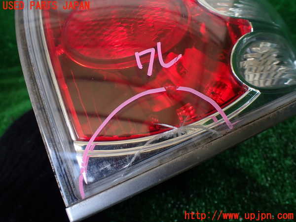 1UPJ-30731530]エスティマハイブリッド(AHR10W)右テールランプ 中古_m0002.jpg