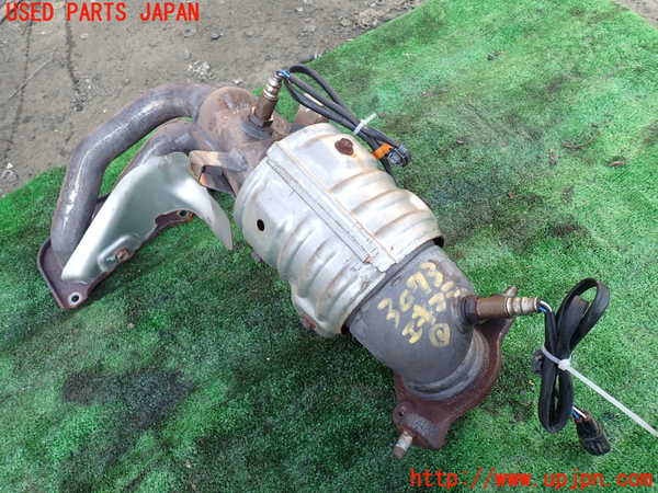 1UPJ-30732041]エスティマハイブリッド(AHR10W)エキマニ1 触媒 マニバーター 中古_m0001.jpg