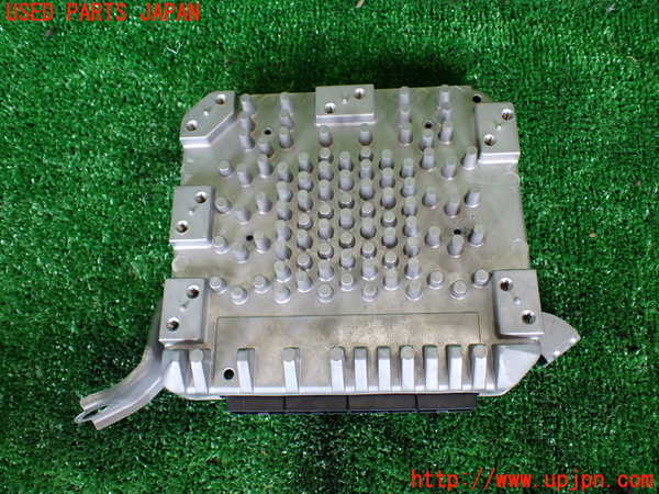 1UPJ-30736147]エスティマハイブリッド(AHR10W)コンピューター2 (SKID CONTROL ECU) 中古_m0003.jpg
