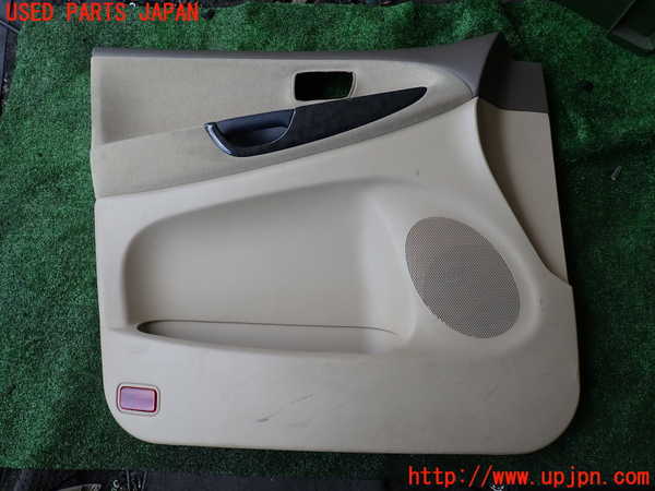 1UPJ-30731264]エスティマハイブリッド(AHR10W)左前ドア内張り 中古_m0001.jpg