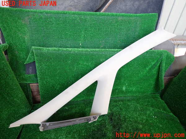 1UPJ-30737655]エスティマハイブリッド(AHR10W)右フロントピラートリム 中古_m0001.jpg
