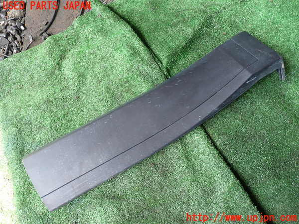 1UPJ-30741322]ジャガー・Eペイス(DF2NA)左後ドアパネル 中古_m0001.jpg