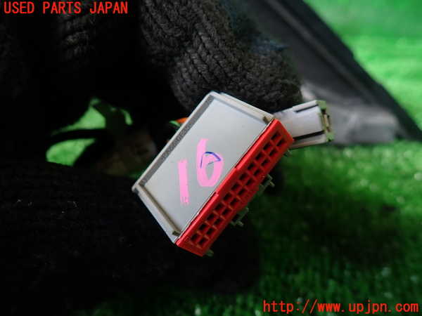 1UPJ-30741212]ジャガー・Eペイス(DF2NA)左ドアミラー 中古_m0004.jpg