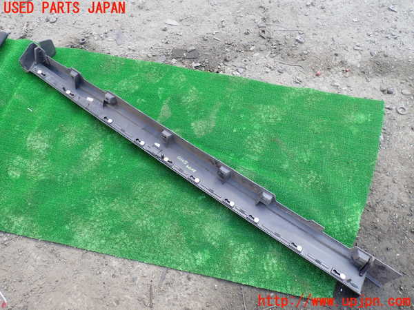 1UPJ-30741390]ジャガー・Eペイス(DF2NA)右サイドステップ 中古_m0002.jpg