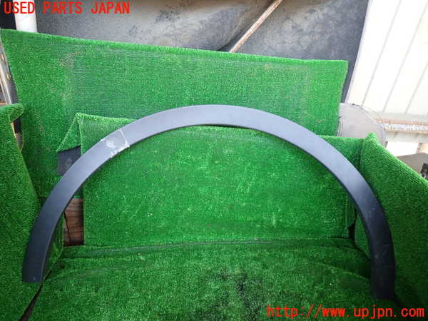 1UPJ-30741442]ジャガー・Eペイス(DF2NA)左前オーバーフェンダー 中古_m0001.jpg