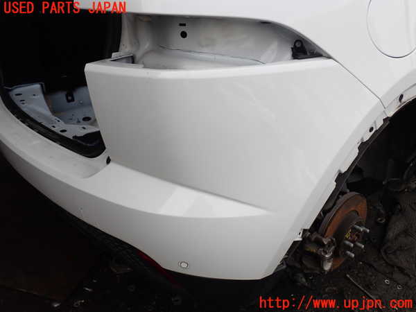 1UPJ-30741610]ジャガー・Eペイス(DF2NA)リアバンパー 中古_m0003.jpg