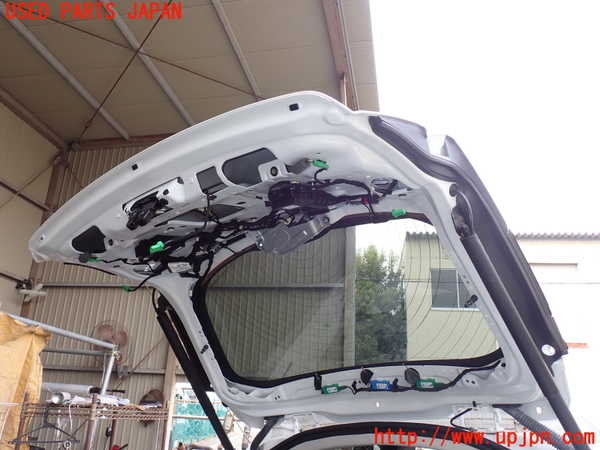 1UPJ-30741566]ジャガー・Eペイス(DF2NA)バックドア リアゲート ハッチ M1232 中古_m0004.jpg