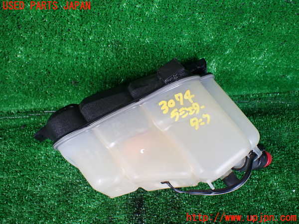 1UPJ-30742410]ジャガー・Eペイス(DF2NA)ラジエータータンク 中古_m0001.jpg