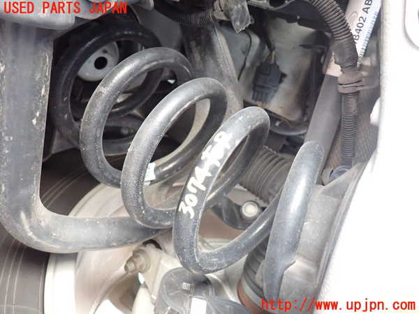 1UPJ-30745105]ジャガー・Eペイス(DF2NA)左リアスプリング 中古_m0001.jpg