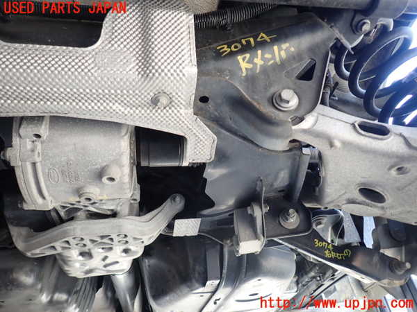 1UPJ-30745295]ジャガー・Eペイス(DF2NA)リアメンバー 中古_m0002.jpg