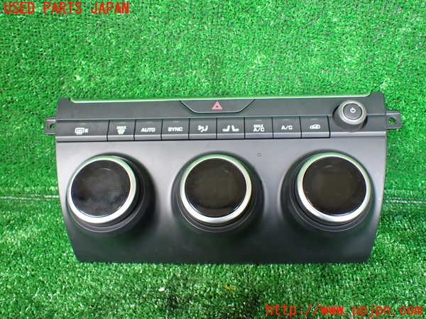 1UPJ-30746066]ジャガー・Eペイス(DF2NA)エアコンスイッチ1 中古_m0001.jpg