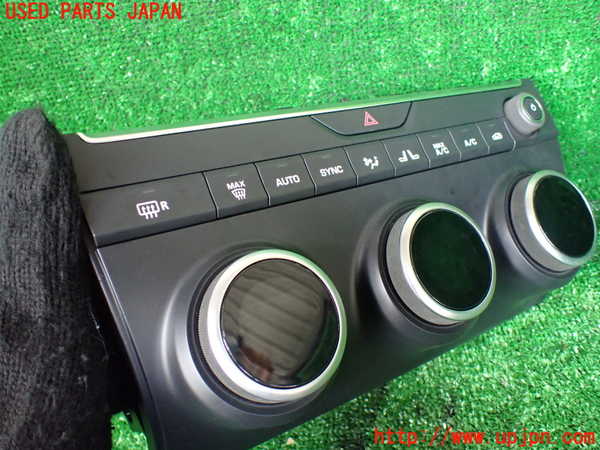 1UPJ-30746066]ジャガー・Eペイス(DF2NA)エアコンスイッチ1 中古_m0002.jpg