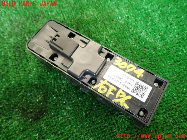 5UPJ-30746240]ジャガー・Eペイス(DF2NA)右前パワーウィンドウスイッチ 中古_m0002.jpg