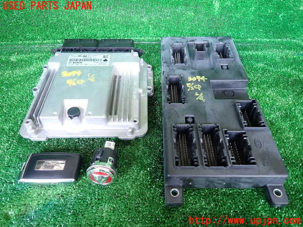 1UPJ-30746110]ジャガー・Eペイス(DF2NA)エンジンコンピューター 中古_m0001.jpg