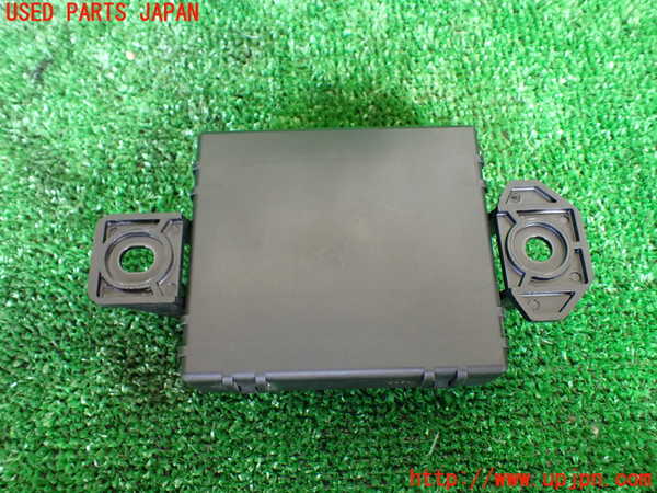 1UPJ-30746146]ジャガー・Eペイス(DF2NA)コンピューター1 (J9C3-19D118-AD) 中古_m0003.jpg