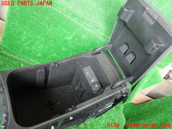 1UPJ-30747540]ジャガー・Eペイス(DF2NA)センターコンソール 中古_m0002.jpg