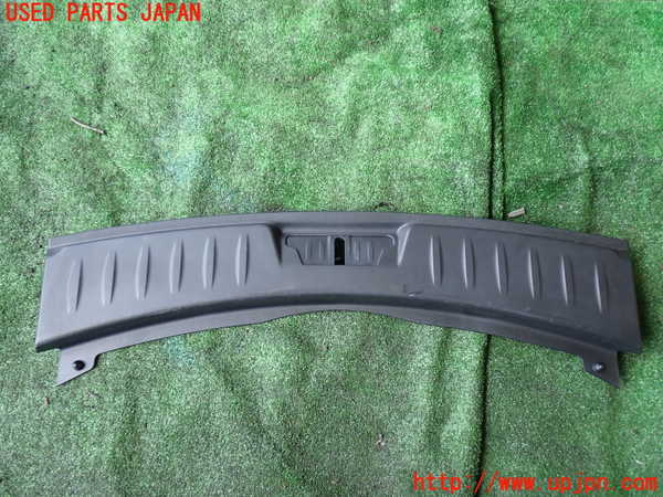 1UPJ-30747772]ジャガー・Eペイス(DF2NA)ラゲッジトレイ2 中古_m0001.jpg