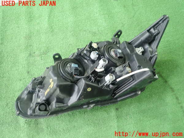 1UPJ-30751130]レクサス・CT200h(ZWA10)右ヘッドライト ハロゲン 中古_m0002.jpg
