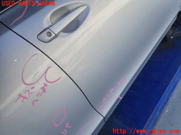 5UPJ-30751230]レクサス・CT200h(ZWA10)右前ドア NSG M4O5 中古_m0003.jpg