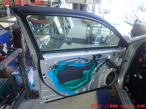 1UPJ-30751260]レクサス・CT200h(ZWA10)左前ドア NSG M4O5 中古_m0005.jpg