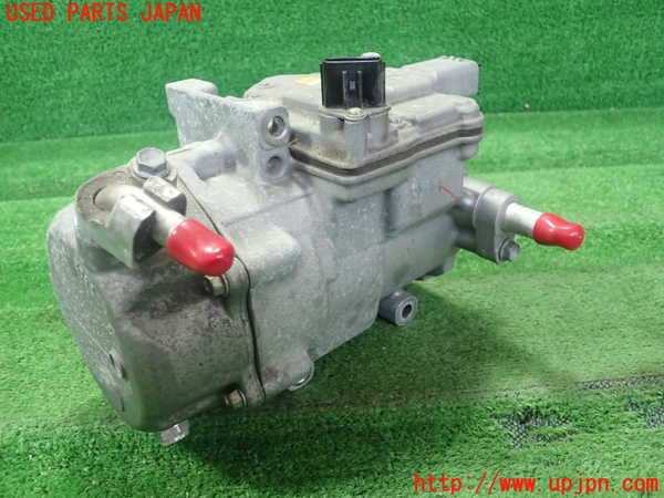 1UPJ-30756025]レクサス・CT200h(ZWA10)エアコンコンプレッサー 中古_m0001.jpg