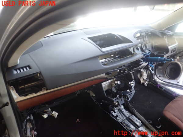 1UPJ-30757505]レクサス・CT200h(ZWA10)ダッシュボード 中古_m0001.jpg