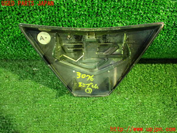 5UPJ-30761631]エスティマ(ACR50W)エンブレム1 中古_m0002.jpg