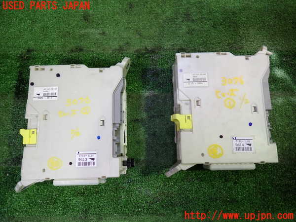 1UPJ-30766741]エスティマ(ACR50W)ヒューズボックス1 中古_m0001.jpg