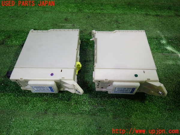 1UPJ-30766741]エスティマ(ACR50W)ヒューズボックス1 中古_m0002.jpg