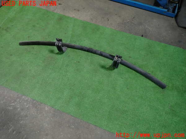 1UPJ-30771014]クライスラー・300(LX36)フロントバンパーホースメント 中古_m0003.jpg