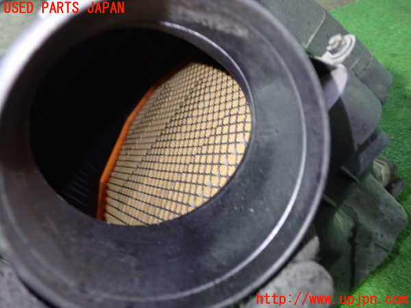 1UPJ-30772560]クライスラー・300(LX36)エアクリーナーボックス 中古_m0002.jpg
