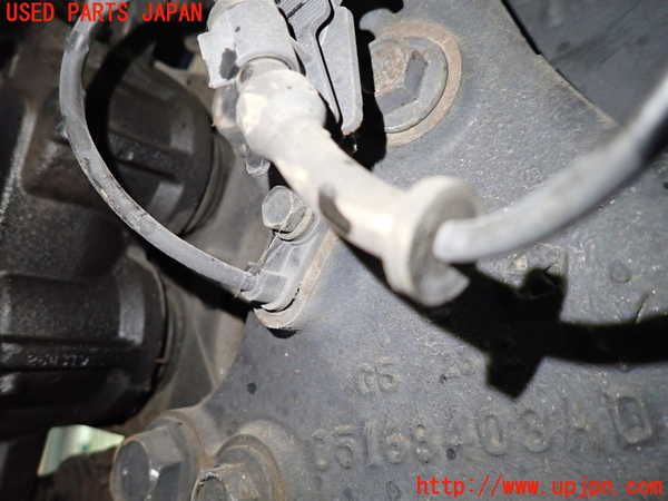 1UPJ-30774295]クライスラー・300(LX36)左フロントナックルハブ 中古_m0002.jpg