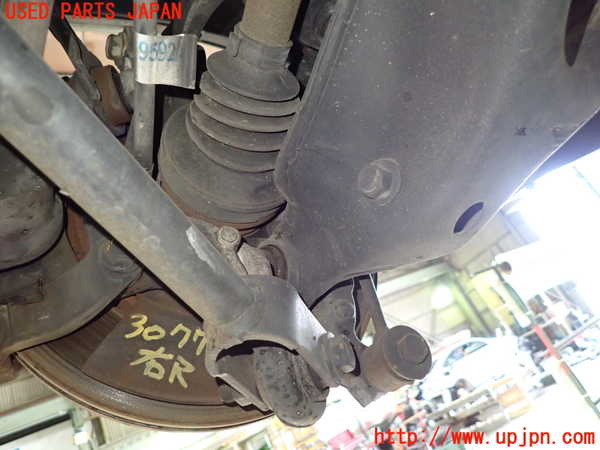 1UPJ-30774300]クライスラー・300(LX36)右リアナックルハブ 中古_m0001.jpg