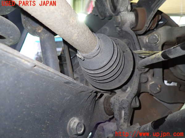 1UPJ-30774305]クライスラー・300(LX36)左リアナックルハブ 中古_m0001.jpg