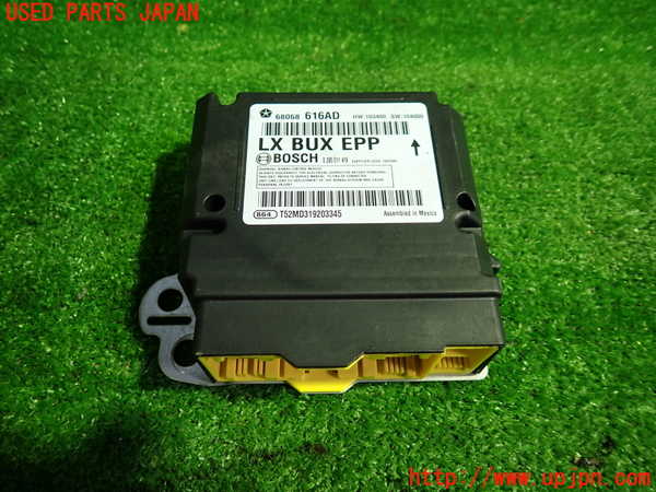 1UPJ-30776145]クライスラー・300(LX36)エアバッグコンピューター 中古_m0001.jpg