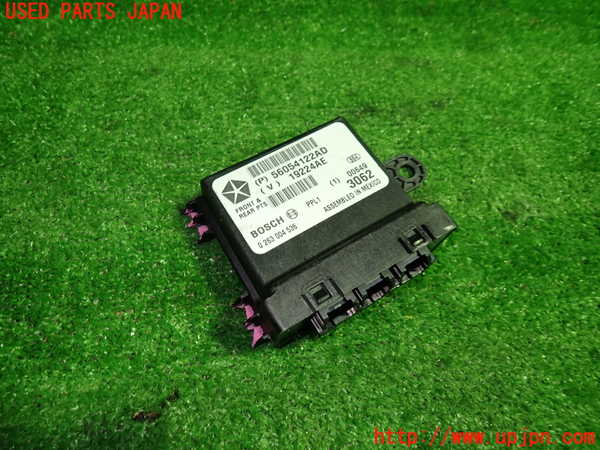1UPJ-30776148]クライスラー・300(LX36)コンピューター3 中古 56054122AD_m0001.jpg
