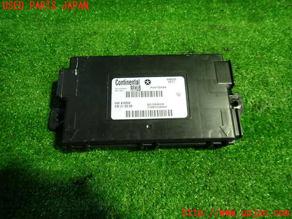 1UPJ-30776149]クライスラー・300(LX36)コンピューター4 中古 64469S2311_m0001.jpg
