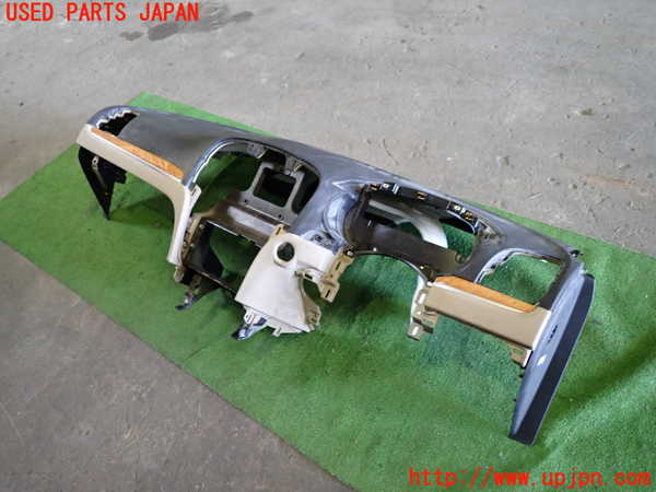 1UPJ-30777505]クライスラー・300(LX36)ダッシュボード 中古_m0001.jpg